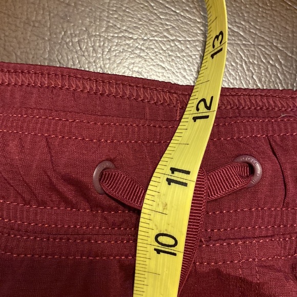 Eddie Bauer maroon lightweight jogger pants womens size med. new condition - Picture 8 of 9
